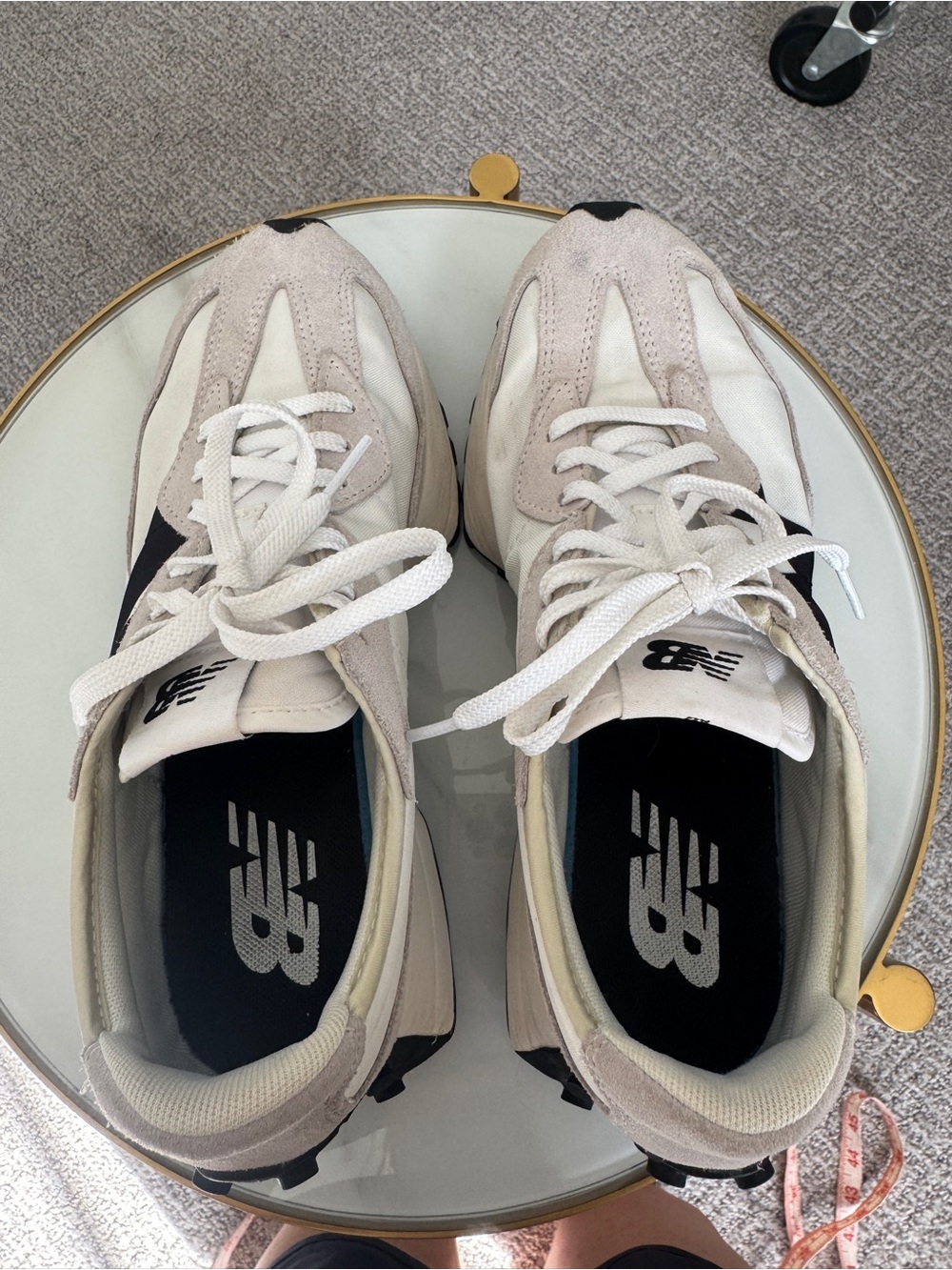 New Balance 327 White and Black Suede-Trim Runner Sneakers Size 8.5 - Picture 11 of 15
